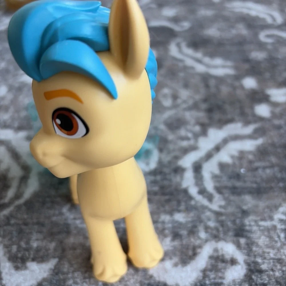 3 Little Pony PoniesShining Adventures Hitch Trailblazer Sunny Starscout  6